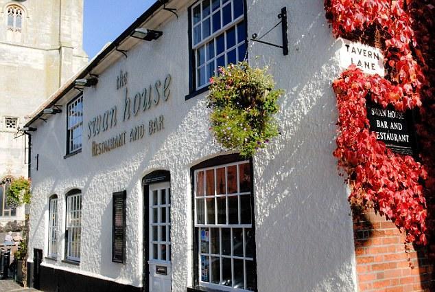 Swan House Hotell Beccles Eksteriør bilde